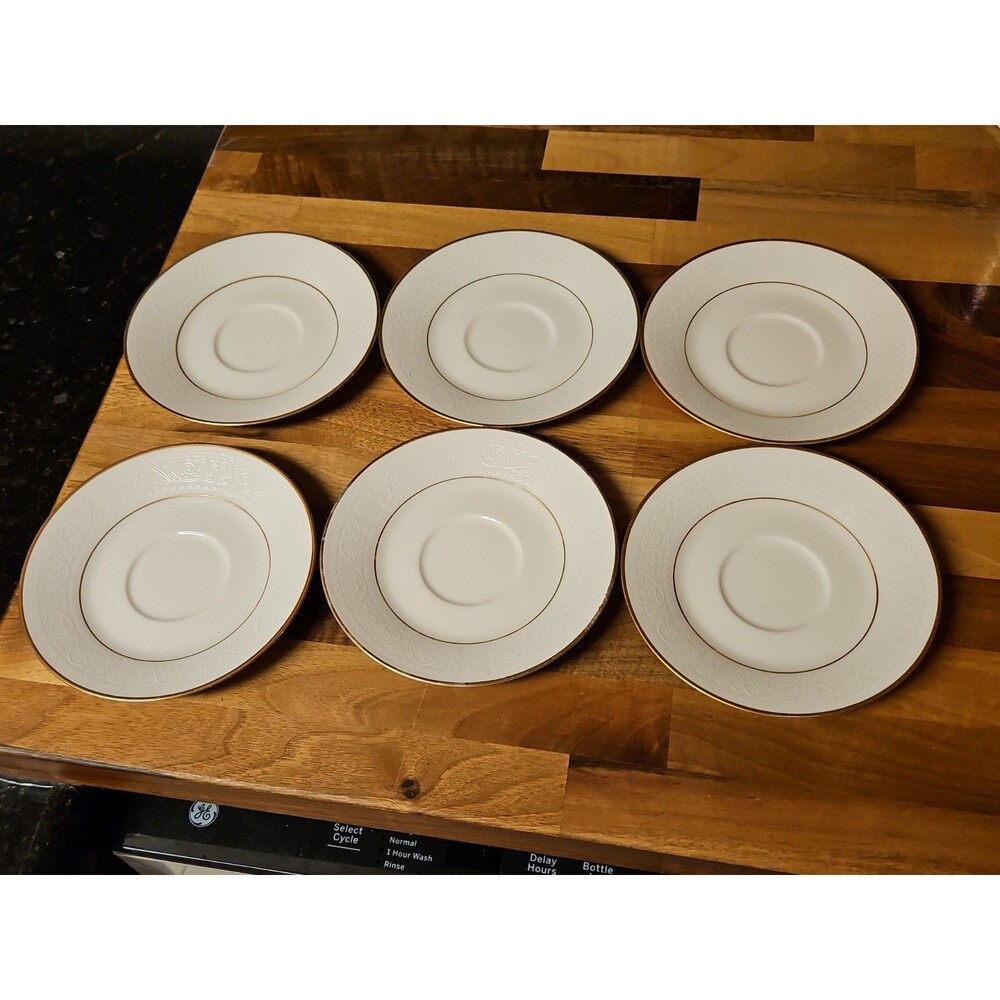 Set of 6 Vintage Noritake Ivory China Tulane 7562 6" Saucers White Scroll Gold